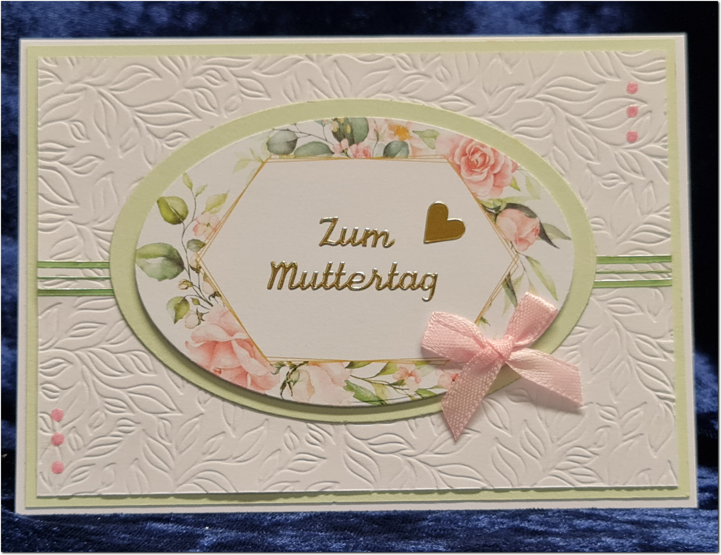 Muttertag Blumen lindgrün